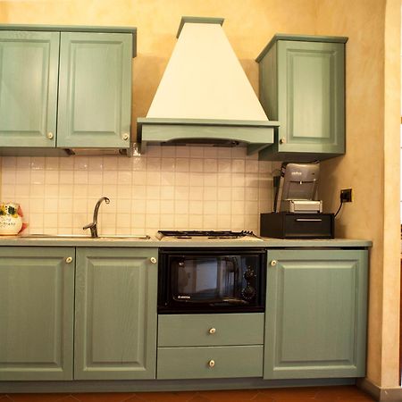 B&B Palazzo Al Torrione 2 San Gimignano Kültér fotó